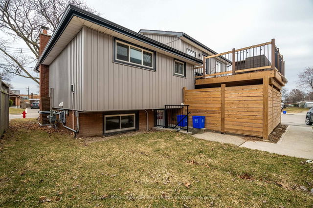 Lower - 8 Banff Drive