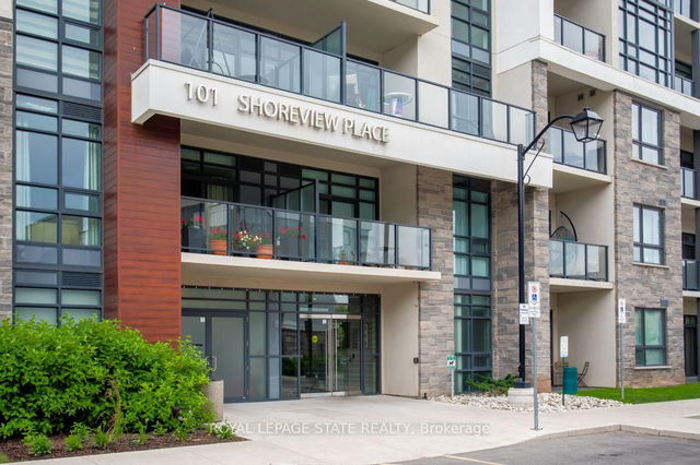 318 - 101 Shoreview Place