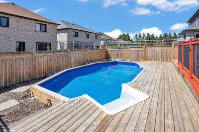 801 Halifax Rd, Woodstock - North image-0-2