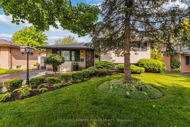96 Cayuga Crescent