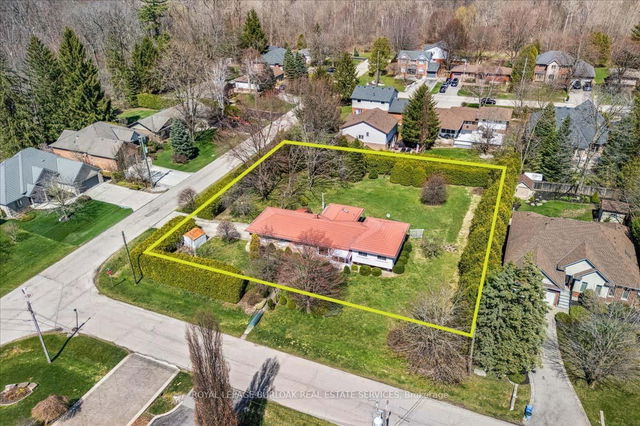 1 Westview Crescent