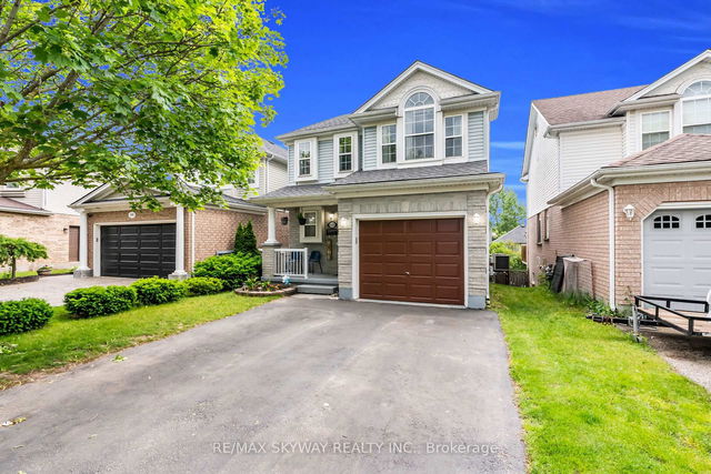 112 Karalee Crescent