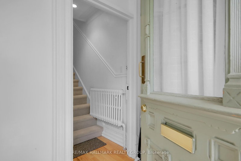 C - 50 Sweetland Ave, Ottawa, K1N 7T6 | Image 3