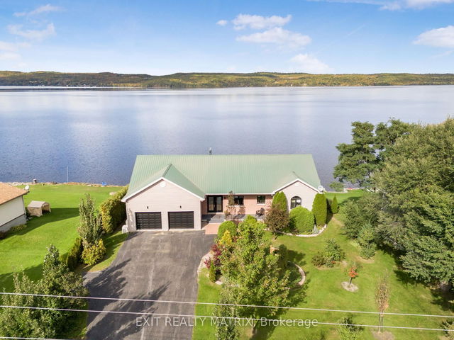 1624 Bay Road