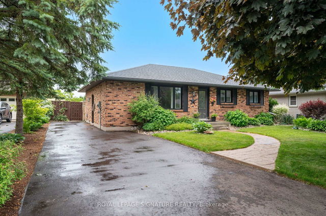 3 Kamps Crescent
