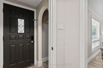 154 Foster Ave, London North - North N image-0-4