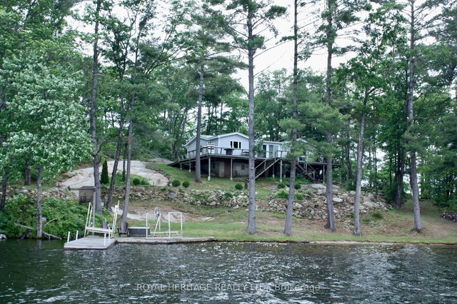 385 Island 38
