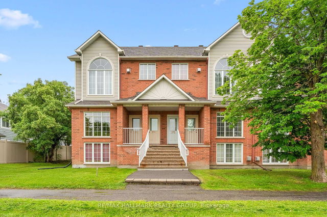 251 Forestglade Crescent