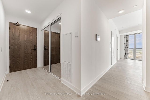 916 - 2782 Barton Street E