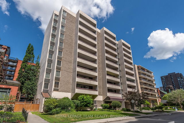 1202 - 141 Somerset Street