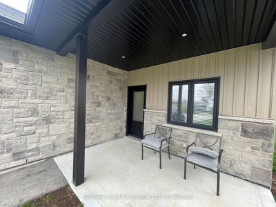 255 Albert St, Huron East - Brussels image-0-4