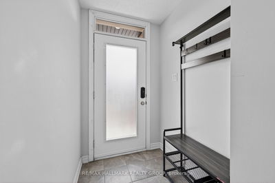 551 Takamose Private, Ottawa - CFB Rockcliffe and Area image-0-3