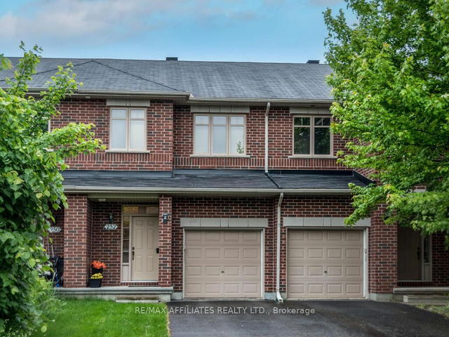 252 Badgeley Avenue