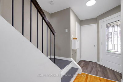 30 Sovereign Ave, Ottawa - Craig Henry/Woodvale image-0-4
