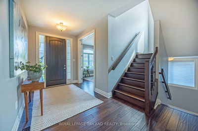 1044 Medway Park Dr, London North - North S image-0-3