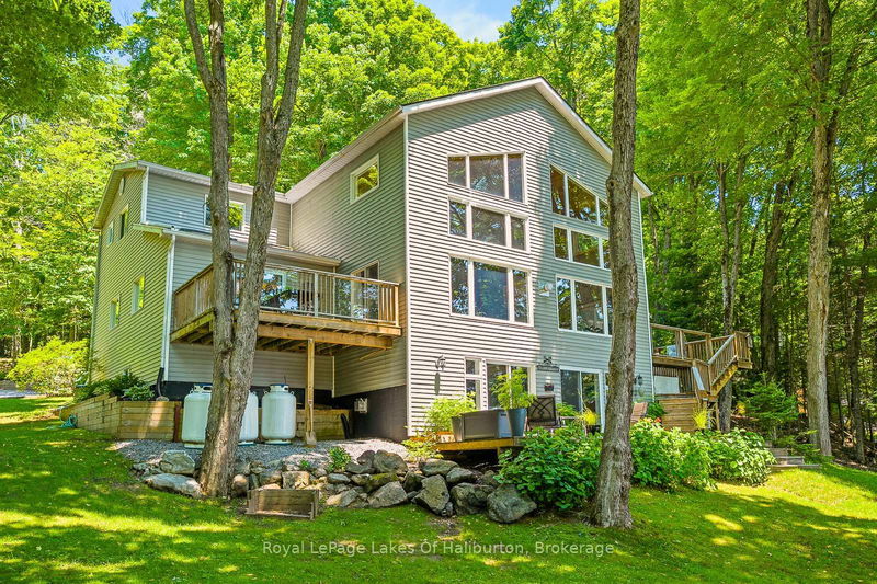 1047 BALMORAL Lane, Highlands East - Glamorgan image-0-0