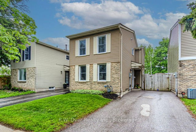 79 Timberlane Crescent