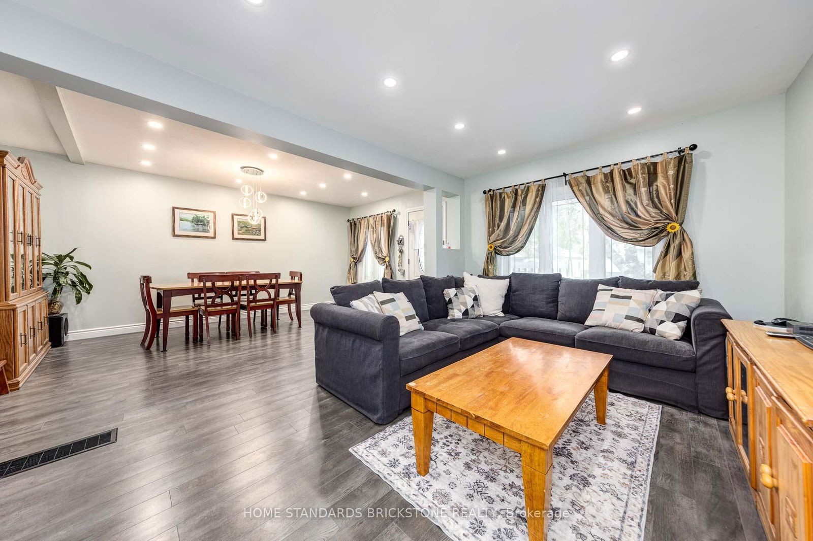 Detached House for sale at 140 Walter Avenue, Hamilton, Glenview, L8K 3K9 - MLS: X12215596