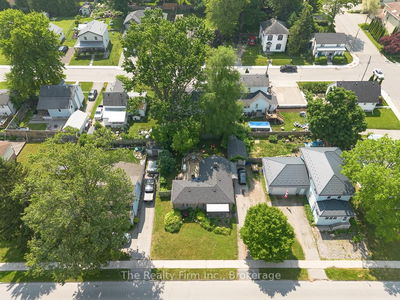 132 Charles St, Ingersoll - South image-0-2