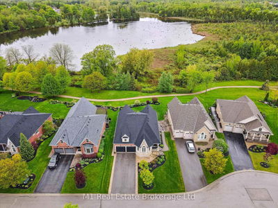 94 Aberfoyle Mill Cres, Puslinch - Aberfoyle image-0-2