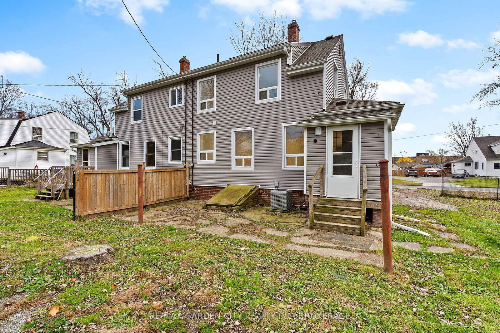 Listing Image 24