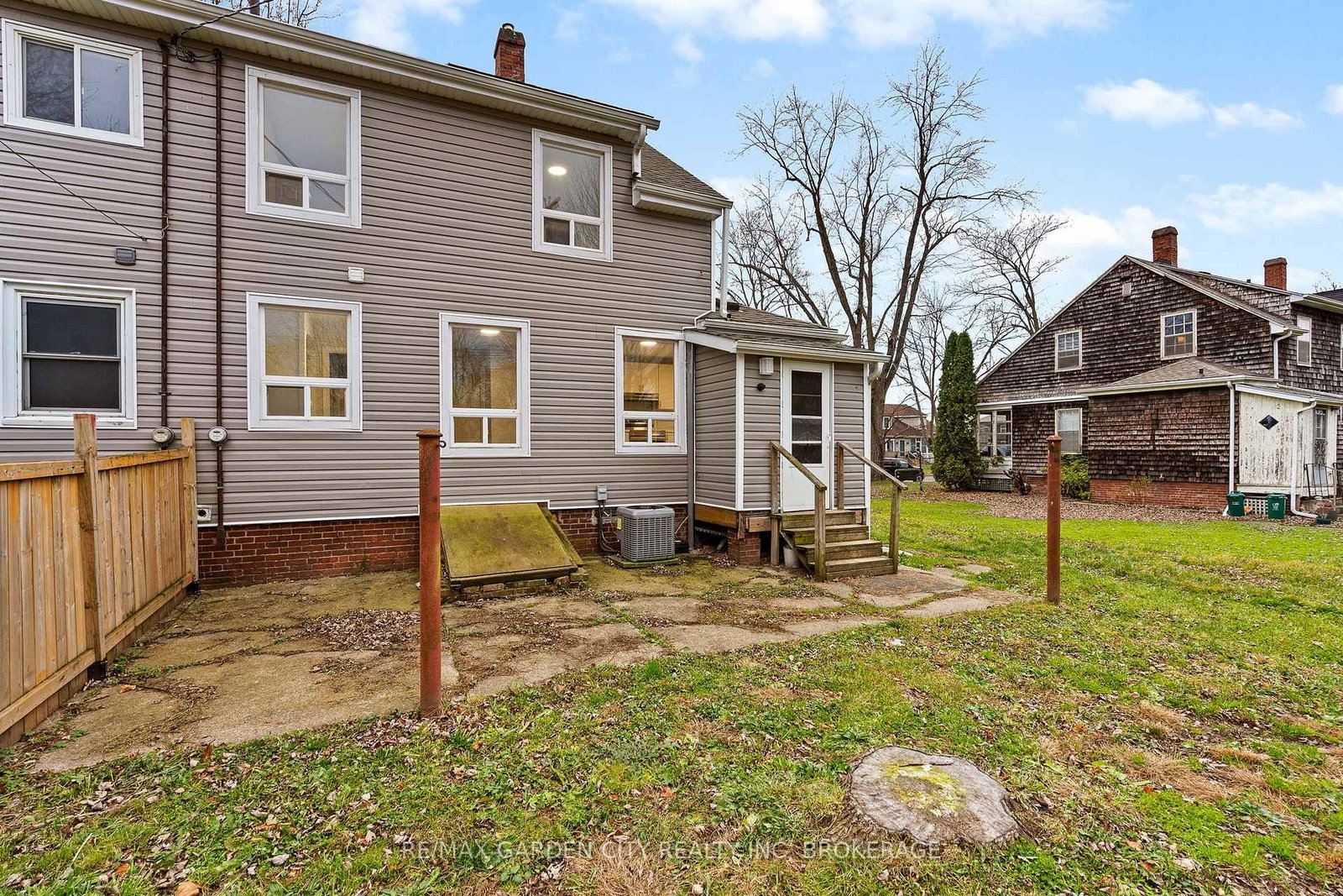 Listing Image 25