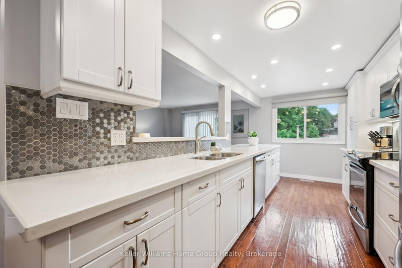 375 Imperial Rd S, Guelph, N1K 1L3 | Image 3