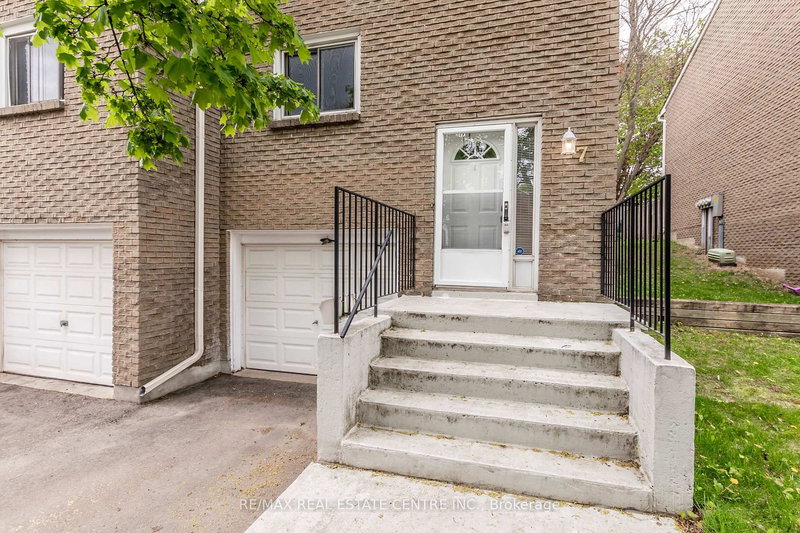 7 - 121 Morgan Ave, Kitchener, N2A 2M4 | Image 2