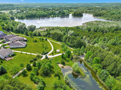 114 Aberfoyle Mill Cres, Puslinch - Aberfoyle image-0-3