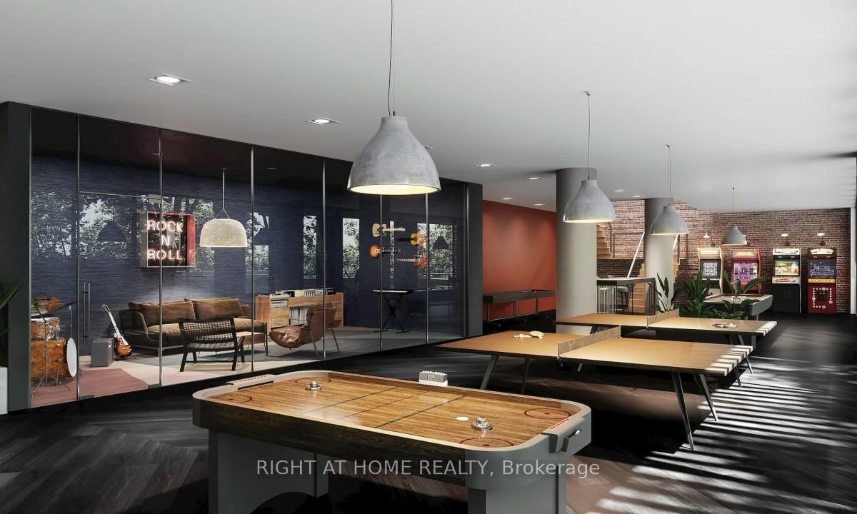 15 Wellington Street, Unit 1812 - Photo 19