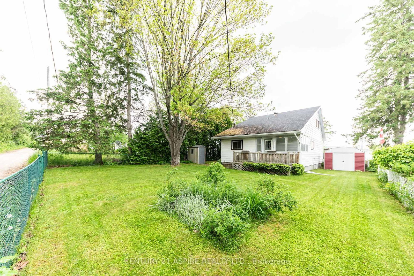 Listing Image 7