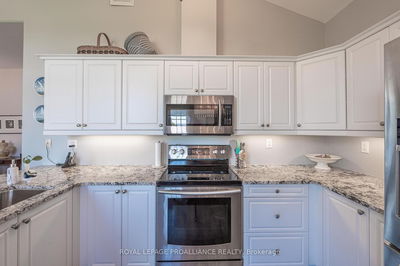 Unit 3104 — 300 Croft St, Port Hope - Port Hope image-0-3