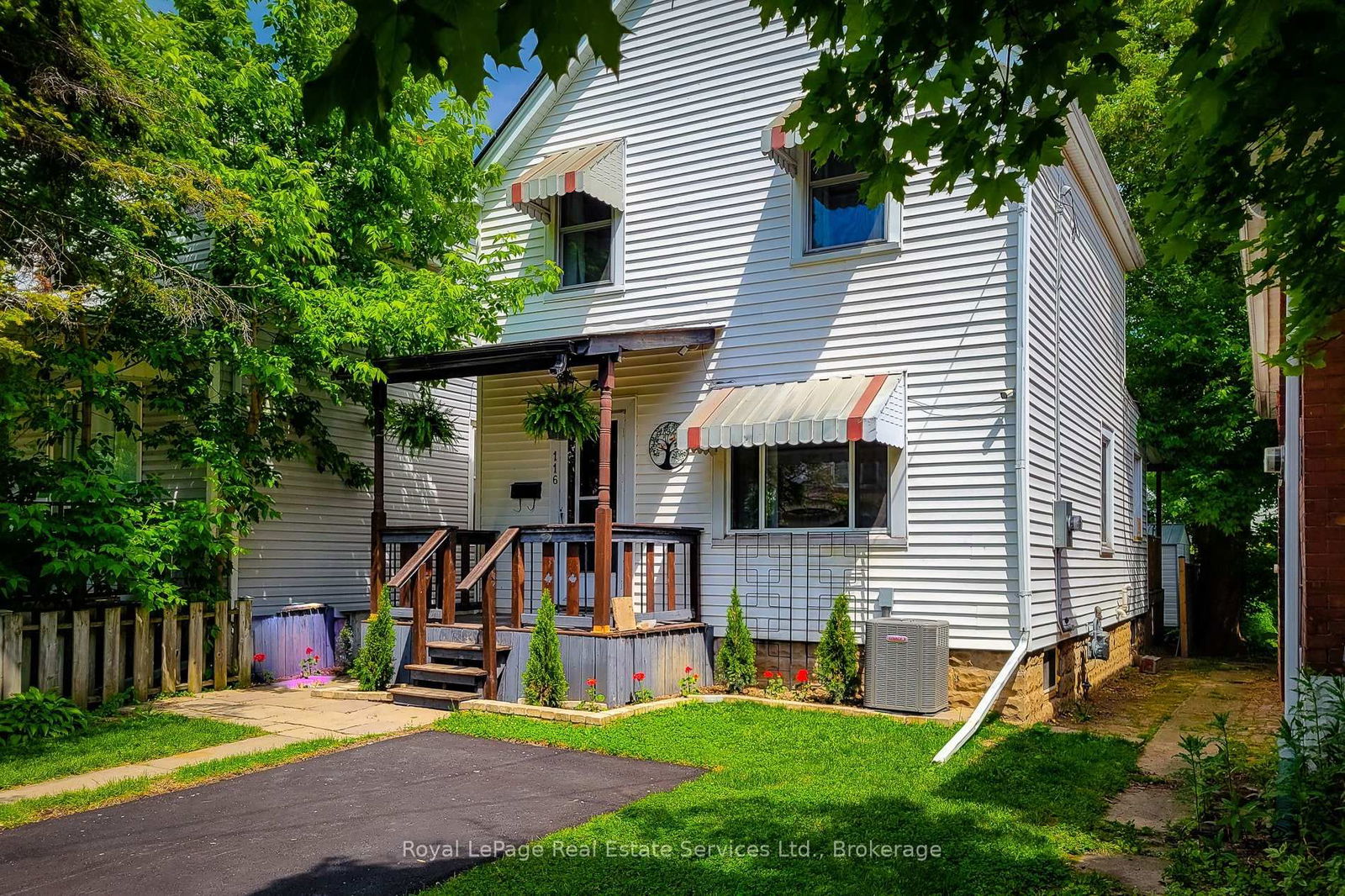 Detached House for sale at 116 Garside Avenue, Hamilton, Homeside, L8H 4W3 - MLS: X12216803