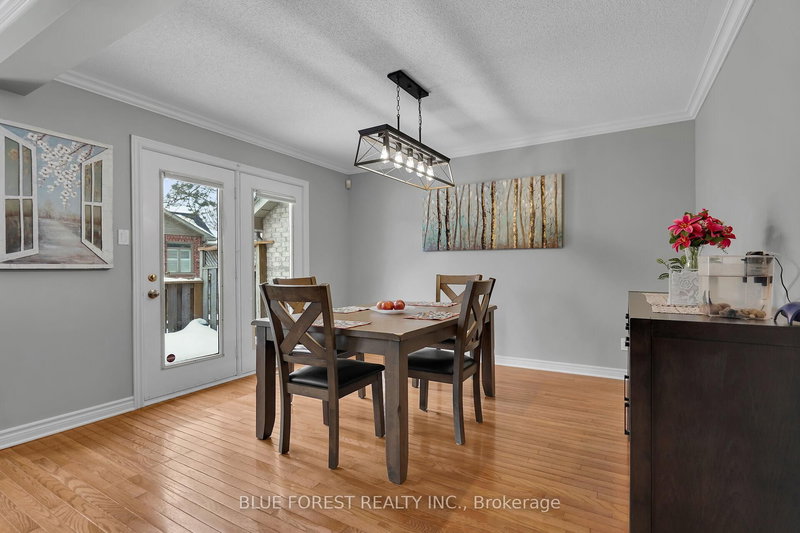 3 - 410 Ambleside Dr, London North, N6G 4Y3 | Image 3