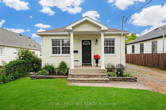 44 Pinecrest Avenue