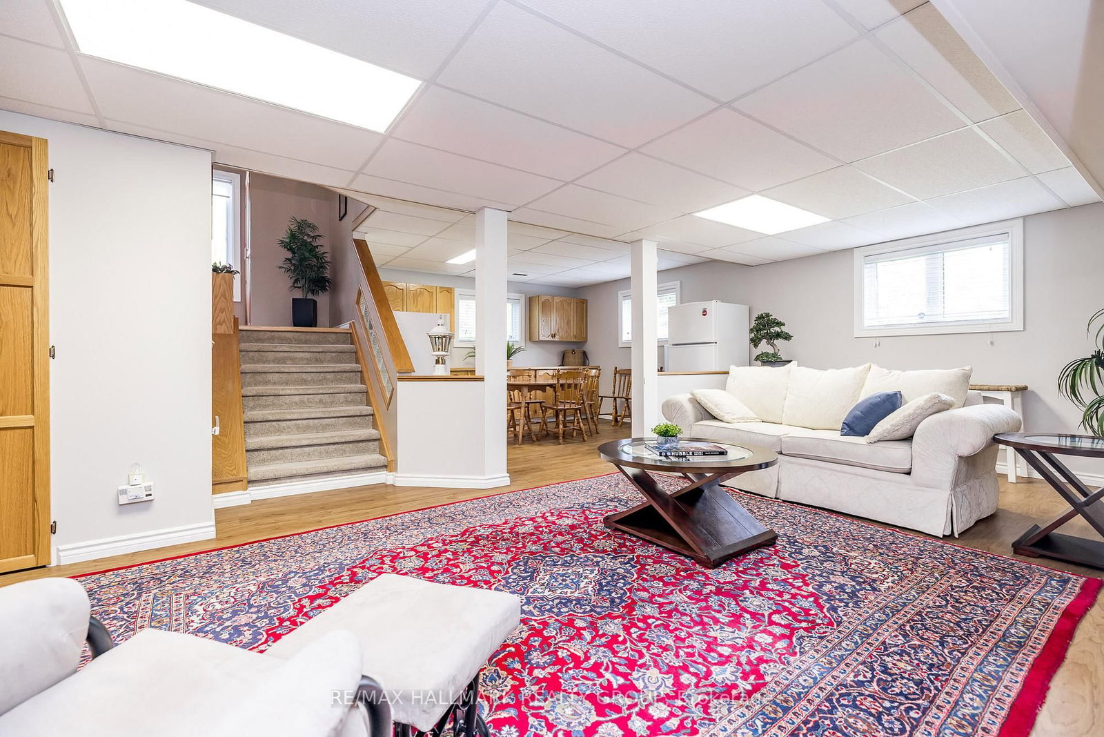 Listing Image 28