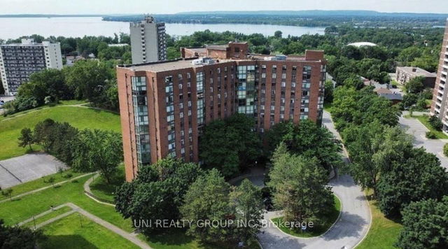 711 - 2871 Richmond Road
