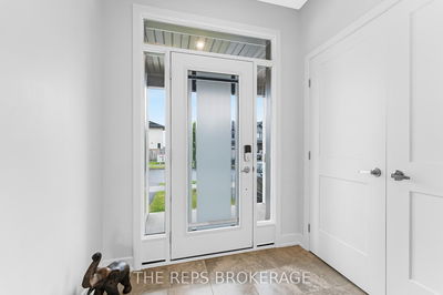 891 Solarium Ave, Manotick - Riverside South/Gloucester Glen image-0-1