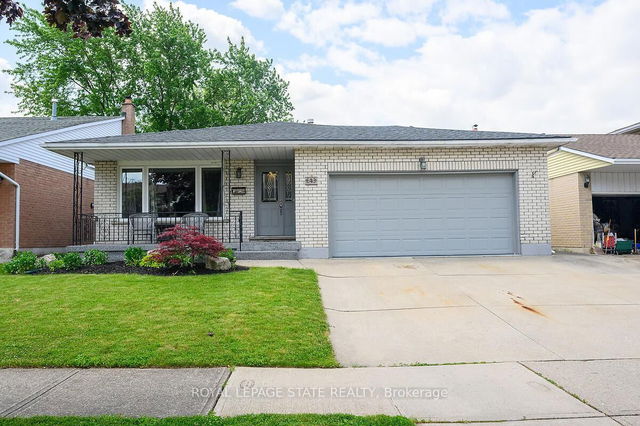 4 Bing Crescent