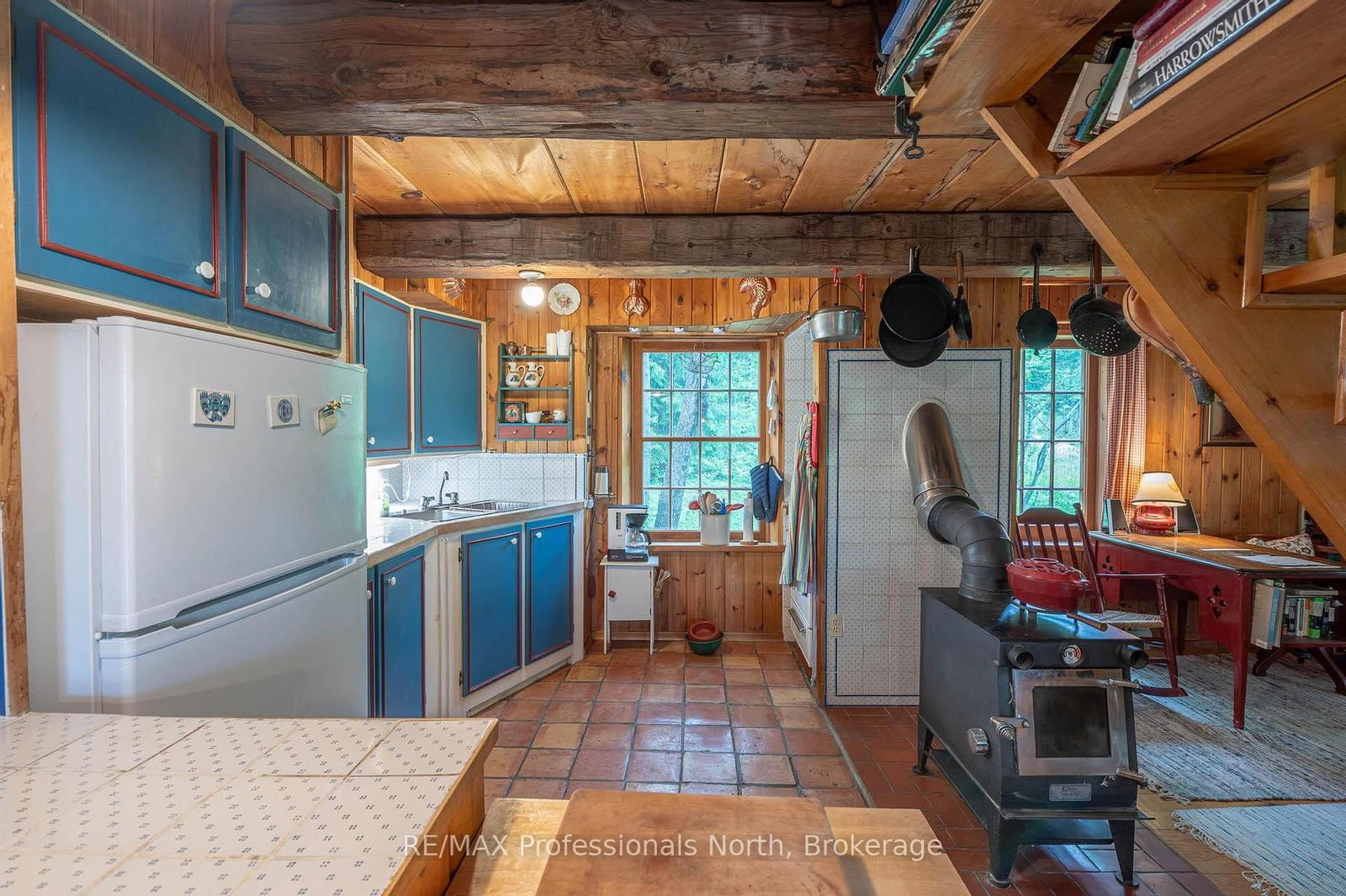 Listing Image 10