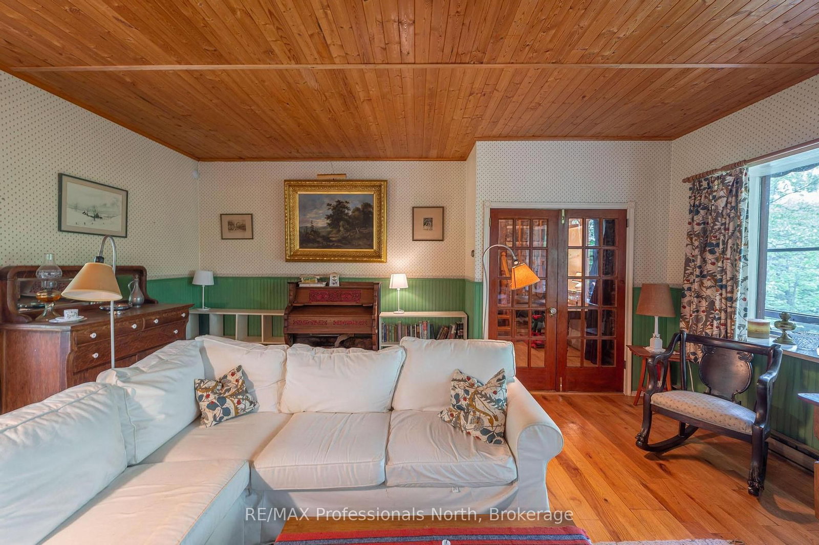 Listing Image 20