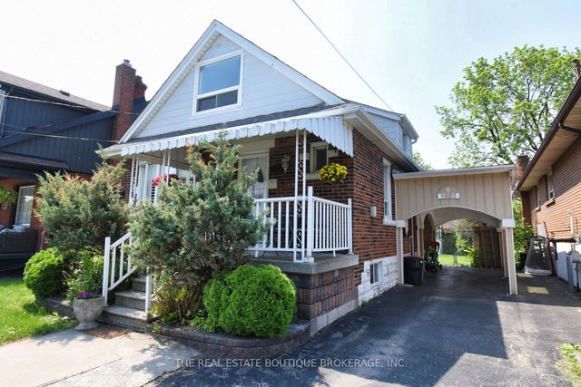 206 Crockett Street