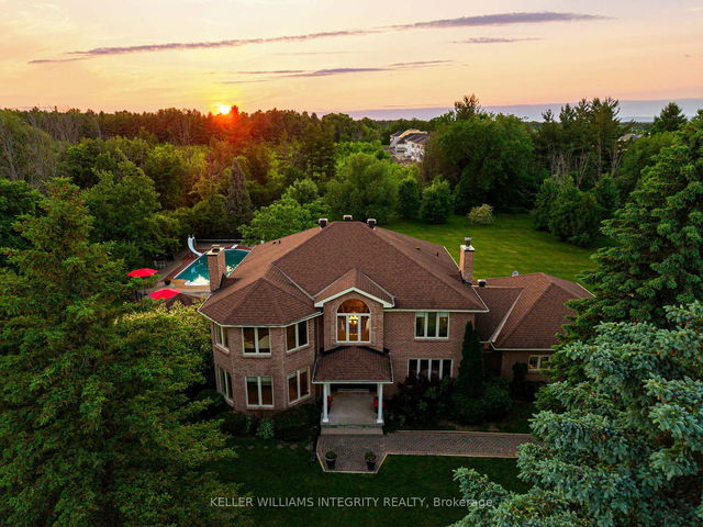 22 Marchbrook Circle
