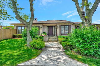 132 Oak Street