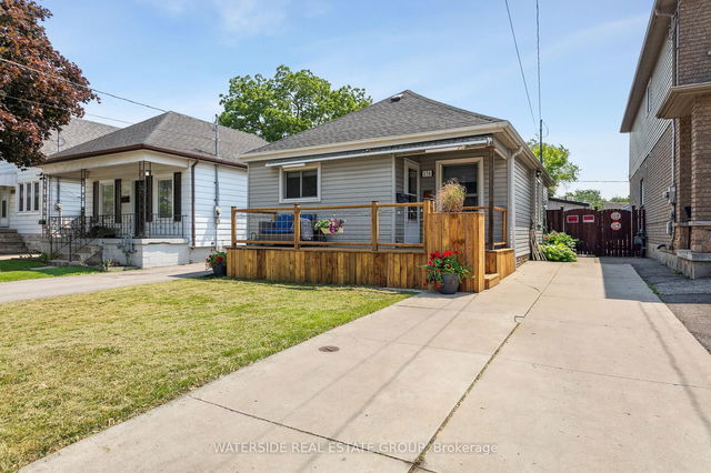 276 Normanhurst Avenue