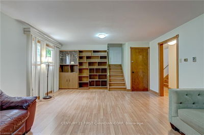 28 REDFORD Rd, London North - North B image-0-2