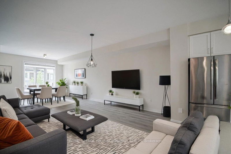 22 Waterview Lane, Grimsby - Grimsby Beach image-0-0