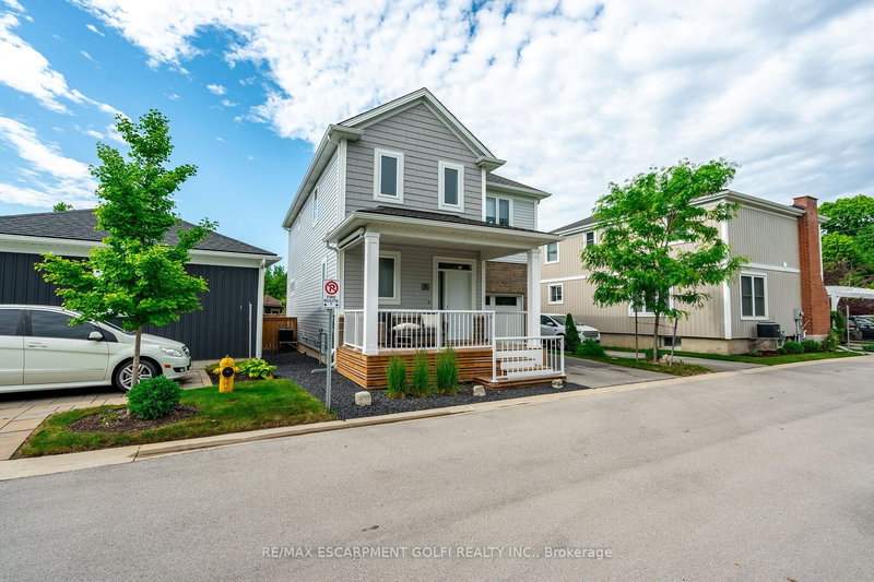 9 Princeton Common, St. Catharines, L2N 2H2 | Image 3
