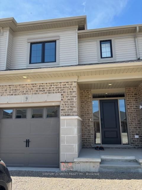 9 Hemlock Crescent