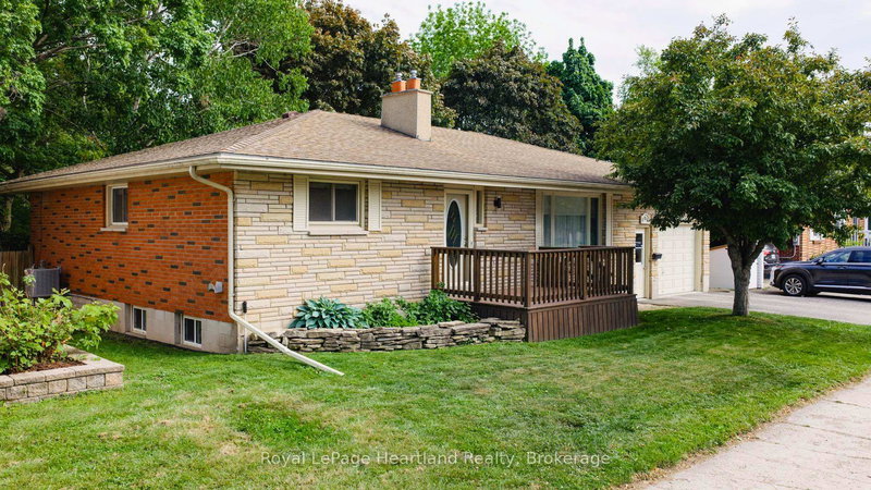 106 Oxford St, Goderich, N7A 1E4 | Image 3